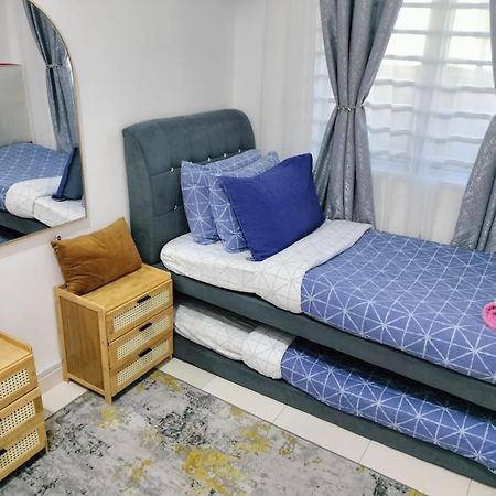 Fazlizasuite Homestay @ Teluk Kemang-Muslim Preferred Port Dickson Bagian luar foto