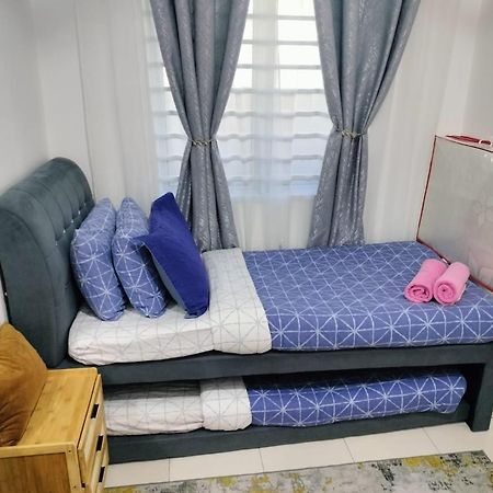 Fazlizasuite Homestay @ Teluk Kemang-Muslim Preferred Port Dickson Bagian luar foto