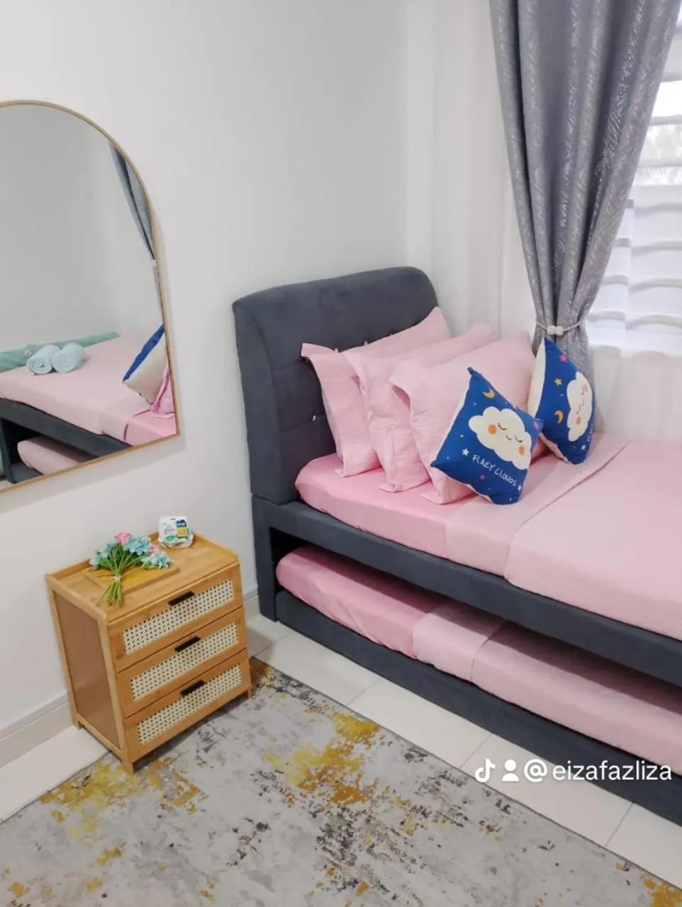 Fazlizasuite Homestay @ Teluk Kemang-Muslim Preferred Port Dickson Bagian luar foto
